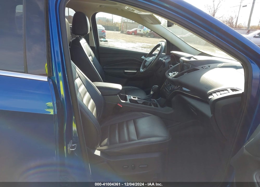 2017 FORD ESCAPE TITANIUM VIN: 1FMCU0J94HUB76807