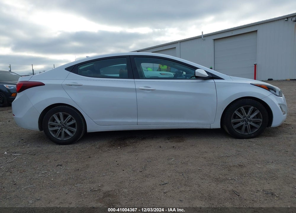 2015 HYUNDAI ELANTRA SE VIN: 5NPDH4AE0FH589185