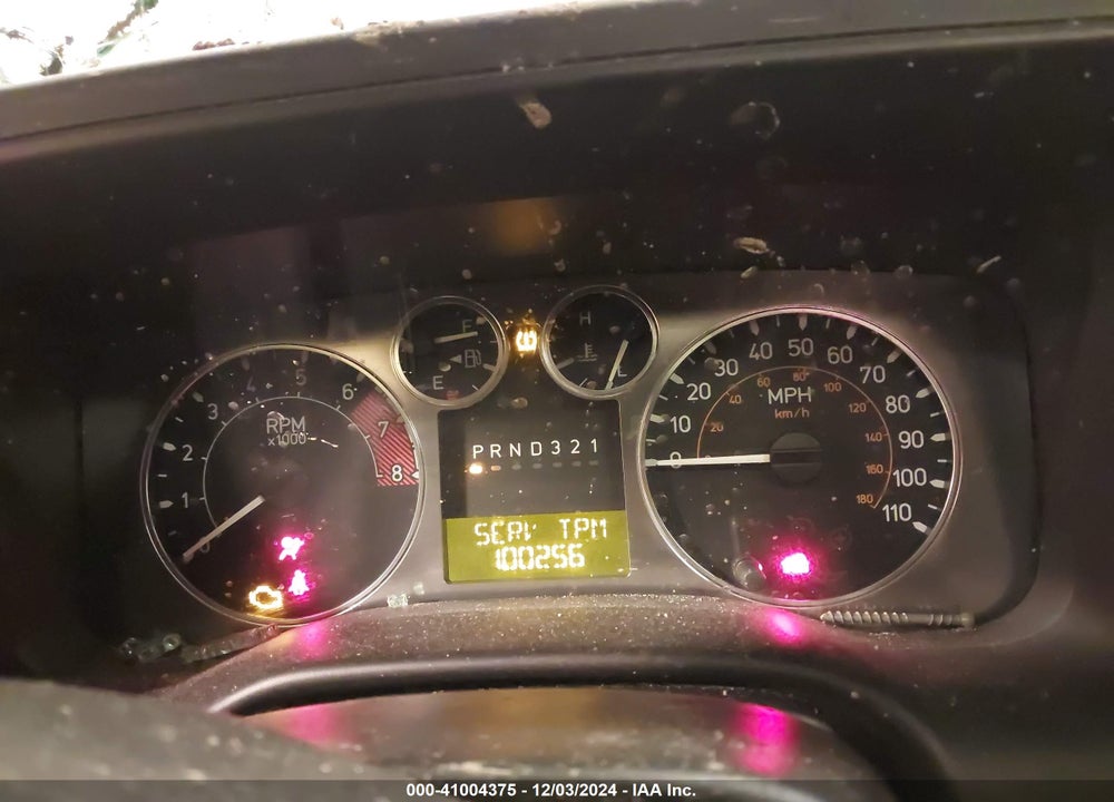 2008 HUMMER H3 SUV VIN: 5GTEN13E188140620