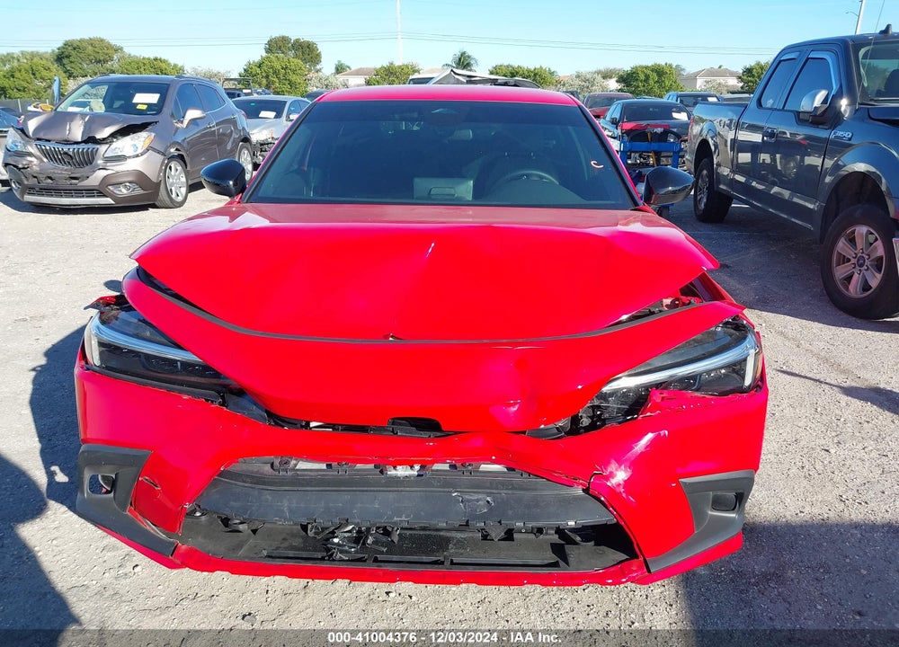 2024 HONDA CIVIC VIN: 2HGFE2F55RH589888
