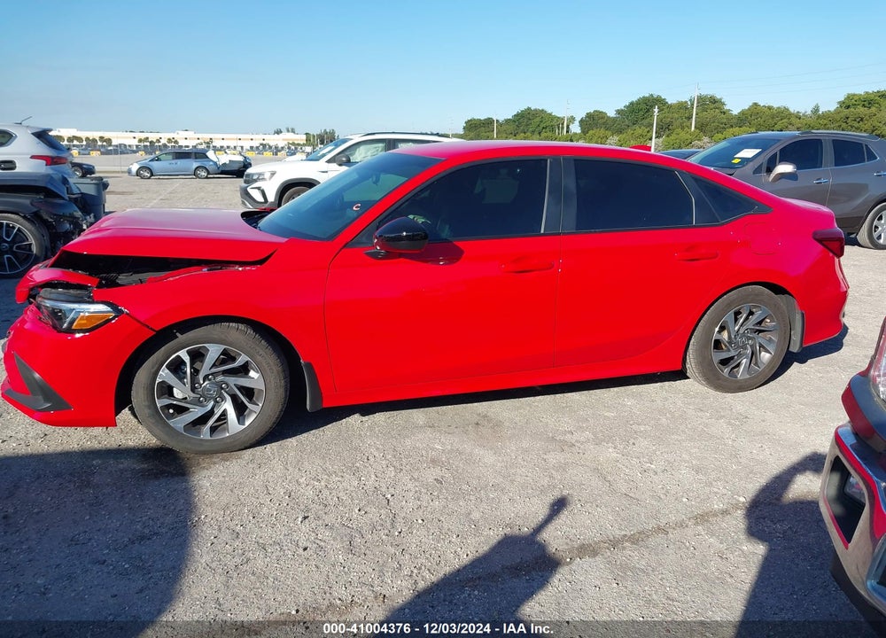 2024 HONDA CIVIC VIN: 2HGFE2F55RH589888