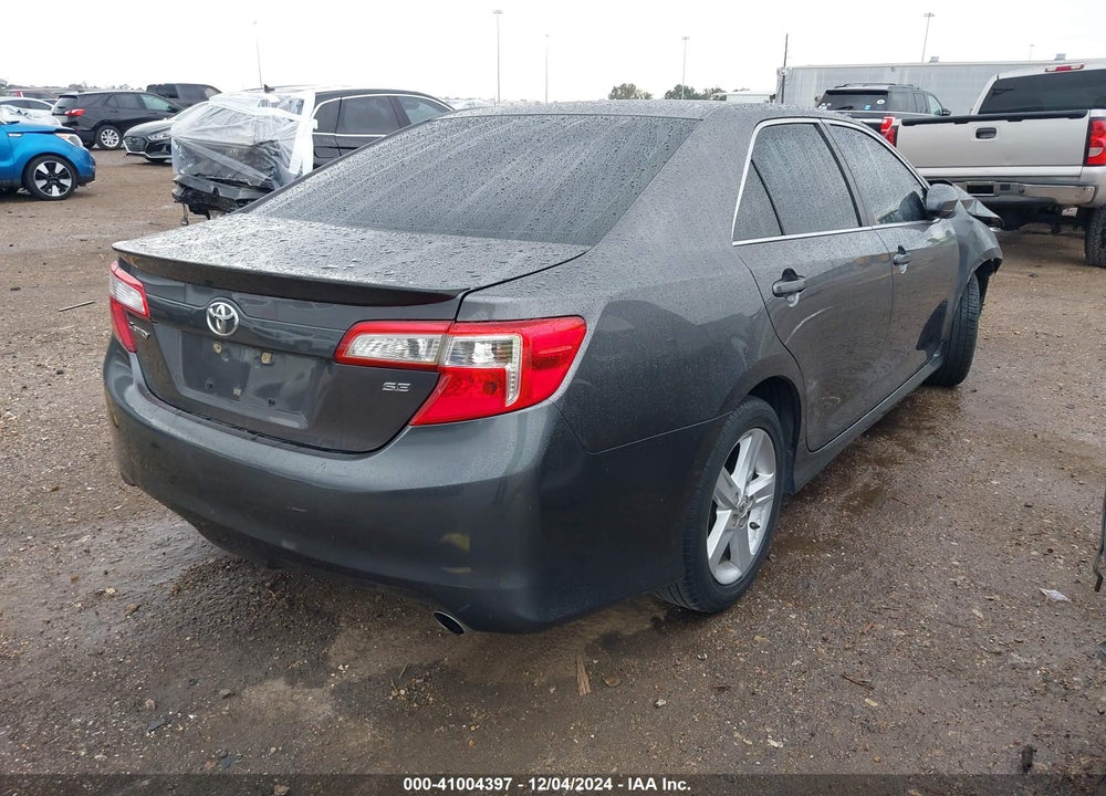 2014 TOYOTA CAMRY SE VIN: 4T1BF1FK3EU345881