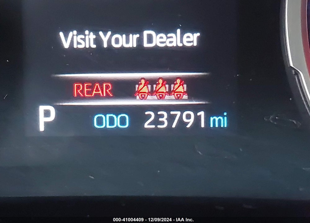 2019 TOYOTA RAV4 XLE VIN: JTMW1RFV8KJ012411