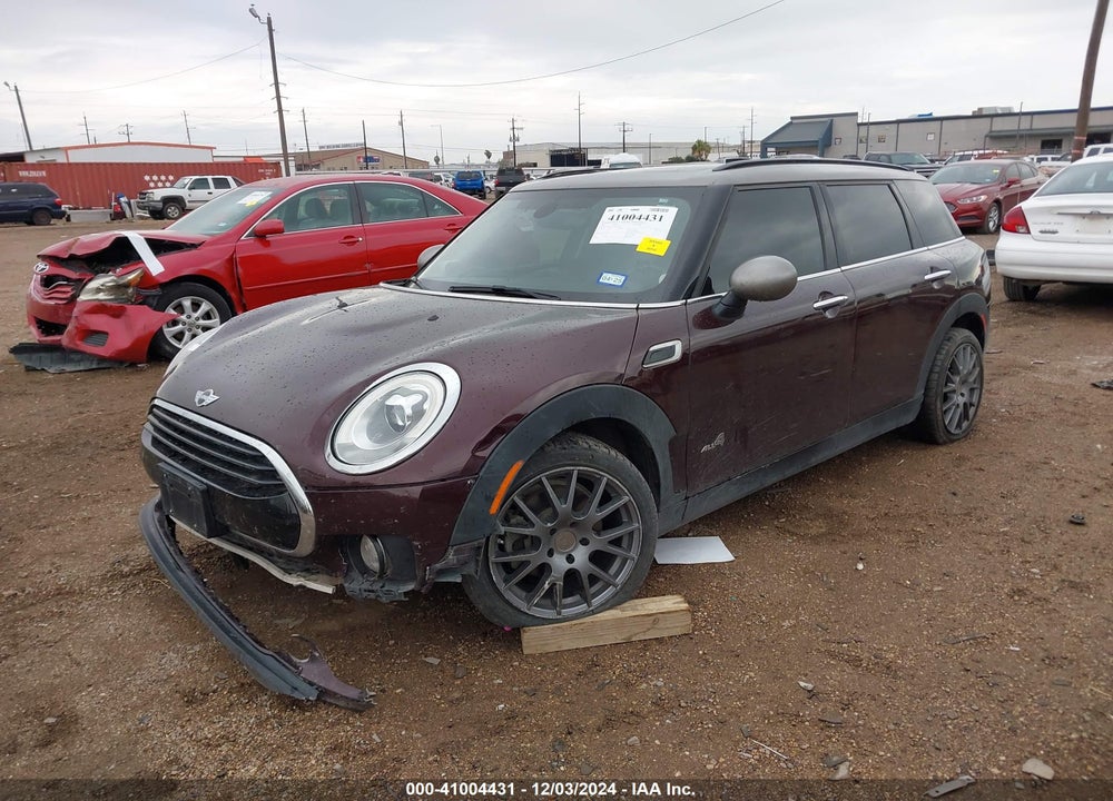 2017 MINI CLUBMAN COOPER VIN: WMWLU1C56H2F27457