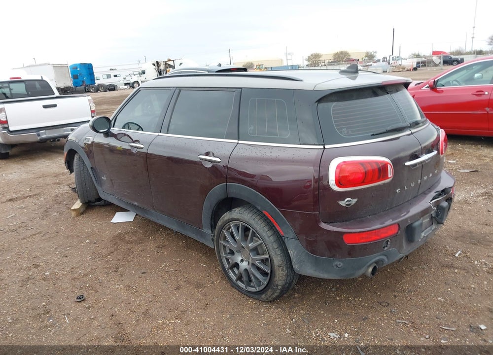 2017 MINI CLUBMAN COOPER VIN: WMWLU1C56H2F27457