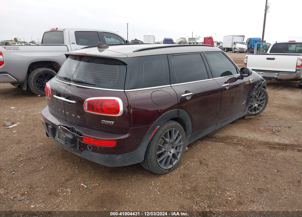 2017 MINI CLUBMAN COOPER VIN: WMWLU1C56H2F27457