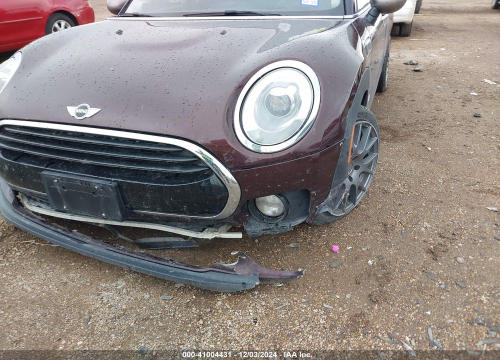 2017 MINI CLUBMAN COOPER VIN: WMWLU1C56H2F27457