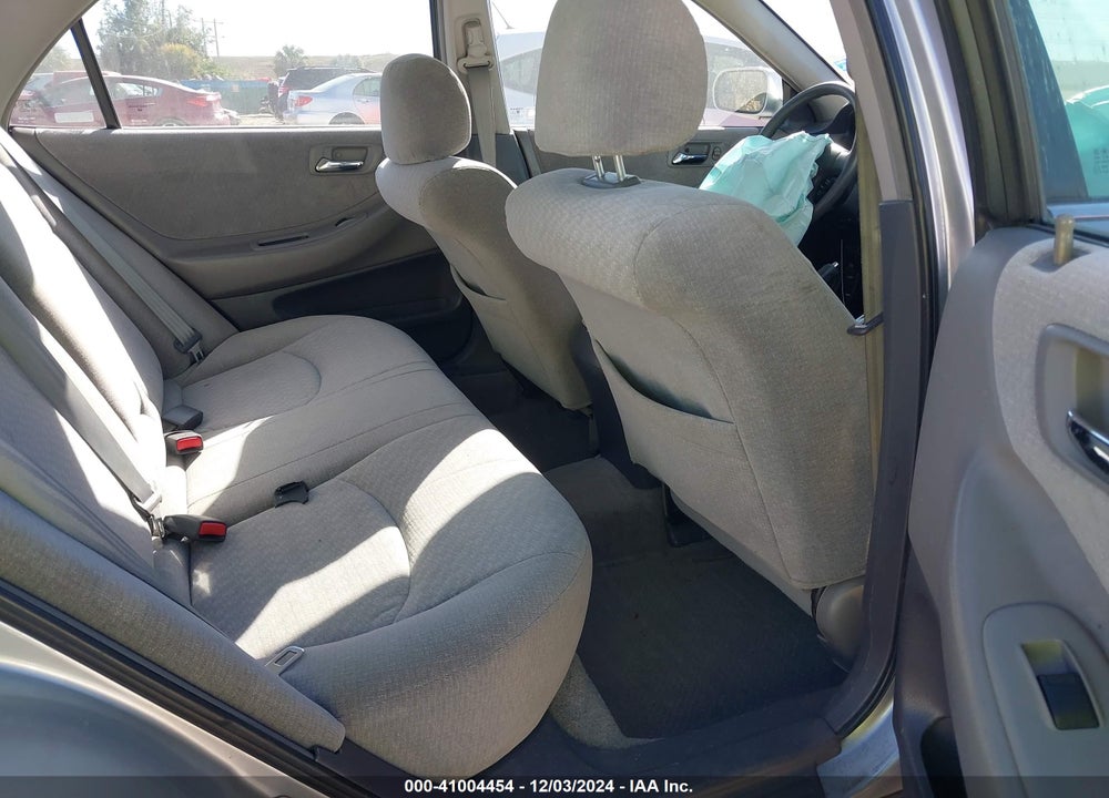 2001 HONDA ACCORD 2.3 LX VIN: 1HGCG66571A084443