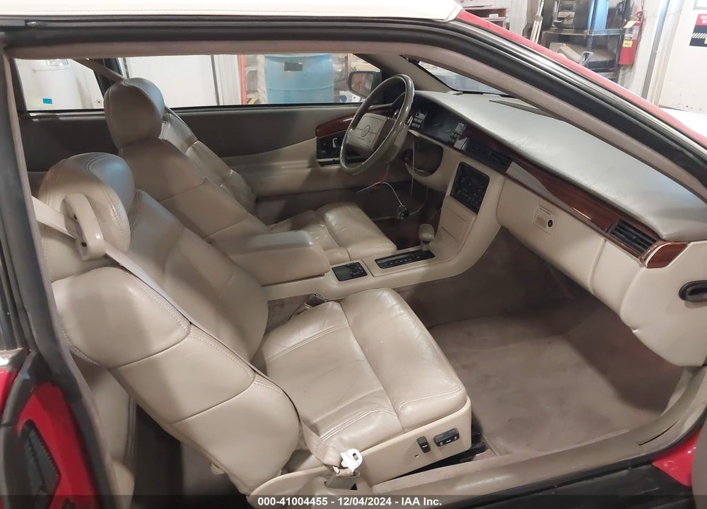 1992 CADILLAC ELDORADO VIN: 1G6EL13B2NU623722