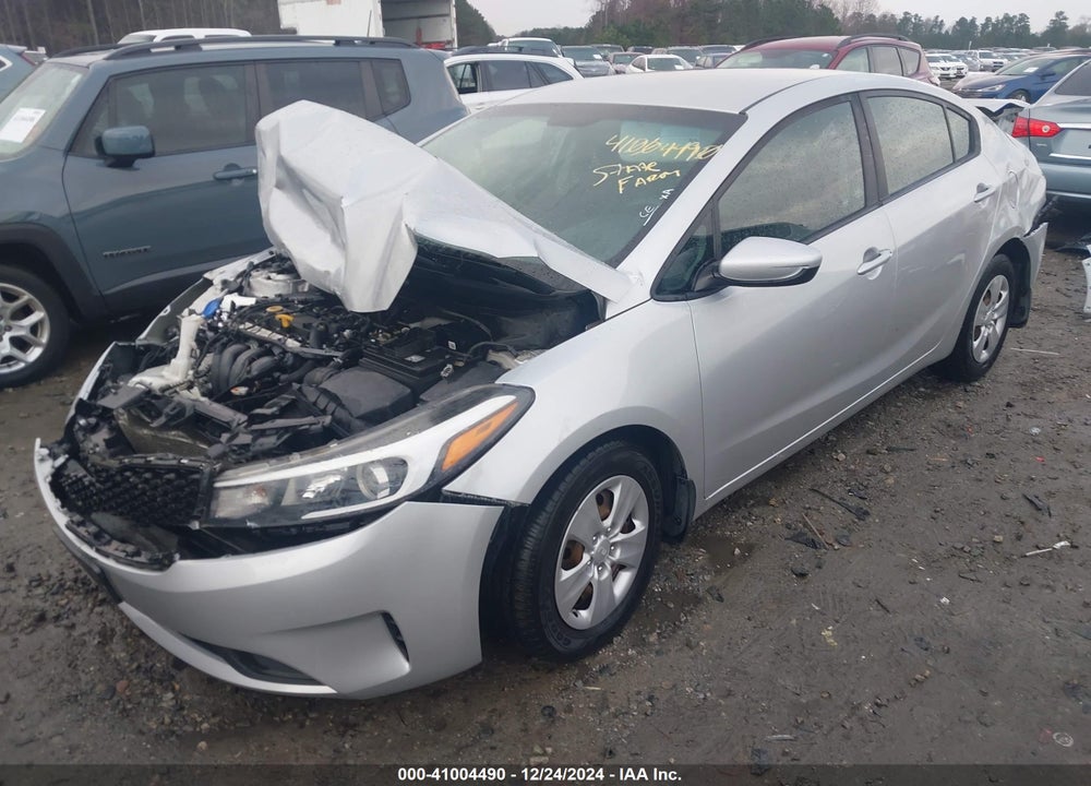 2017 KIA FORTE VIN: 3KPFL4A75HE069208