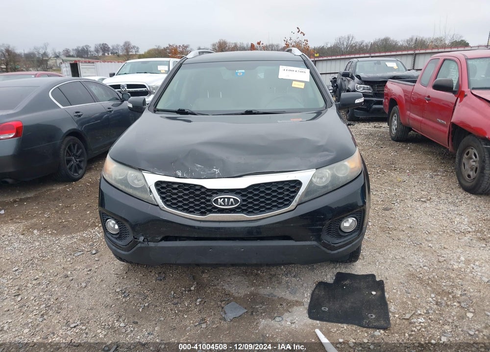 2011 KIA SORENTO EX V6 VIN: 5XYKUDA25BG051706