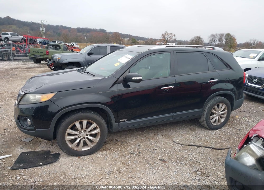 2011 KIA SORENTO EX V6 VIN: 5XYKUDA25BG051706