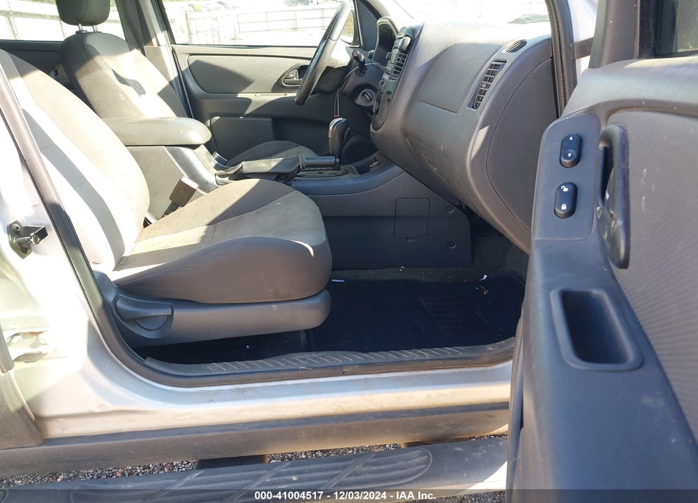 2006 FORD ESCAPE XLS/XLS MANUAL VIN: 1FMYU02Z96KD35656