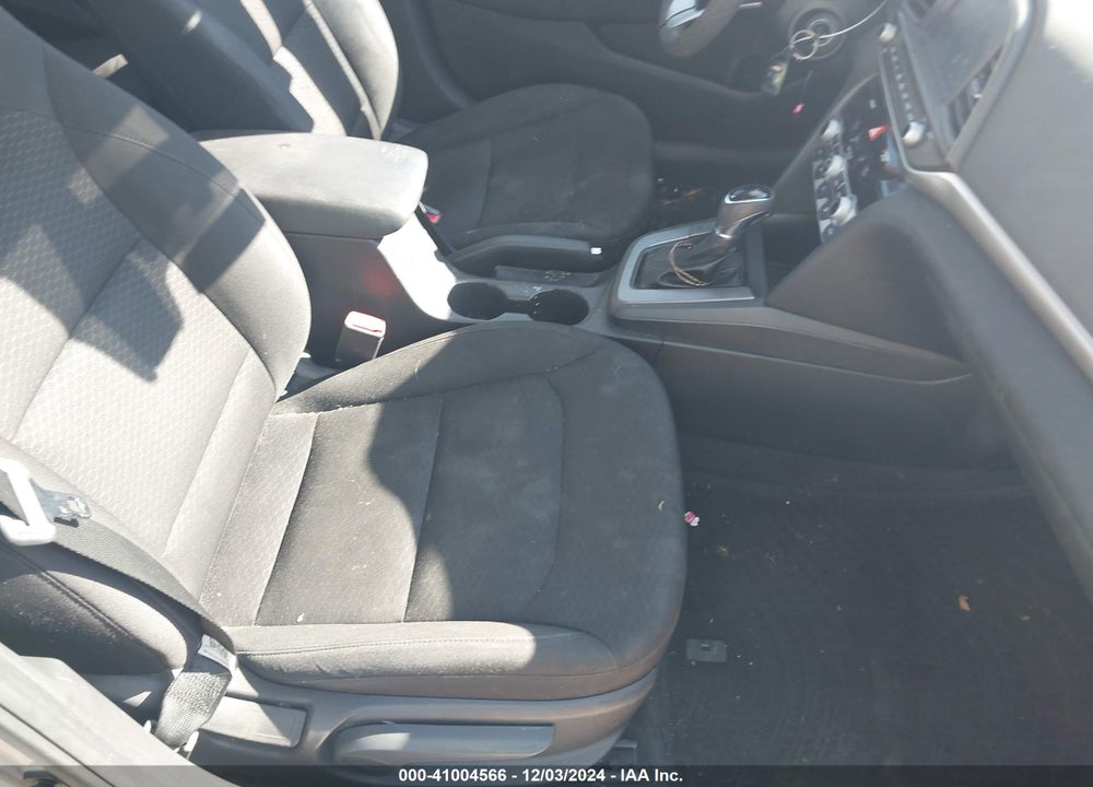 2020 HYUNDAI ELANTRA SEL VIN: 5NPD84LF9LH568711
