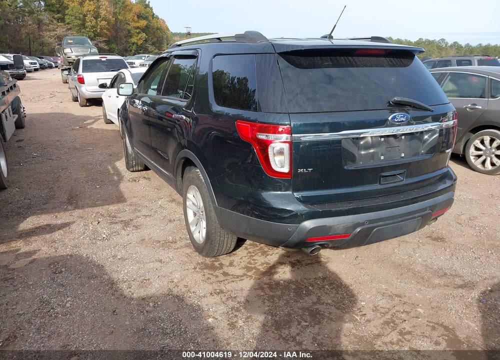 2015 FORD EXPLORER XLT VIN: 1FM5K8D81FGA35639