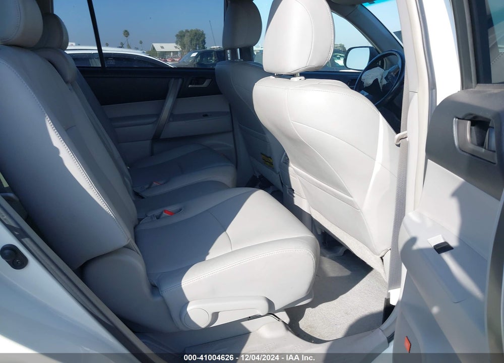 2008 TOYOTA HIGHLANDER SPORT VIN: JTEES43A782041328