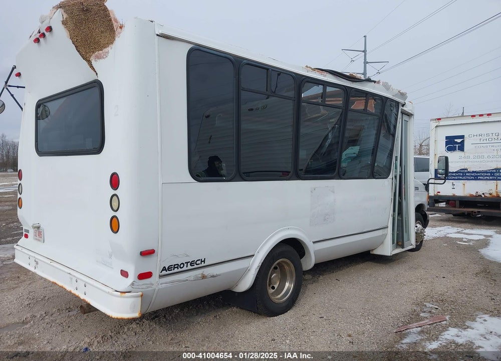 2006 FORD E-350 CUTAWAY VIN: 1FDWE35LX6HA37384