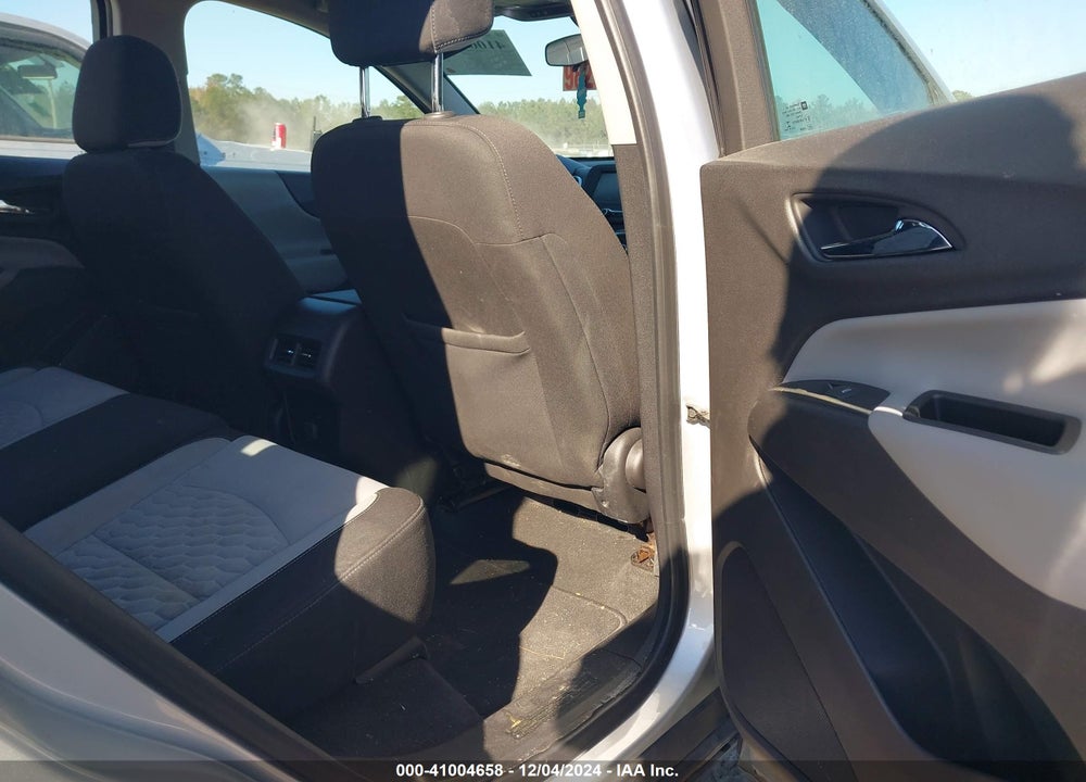 2018 CHEVROLET EQUINOX LS VIN: 3GNAXHEV8JL100684