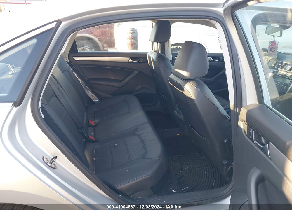 2014 VOLKSWAGEN PASSAT 1.8T WOLFSBURG EDITION VIN: 1VWAT7A32EC048373