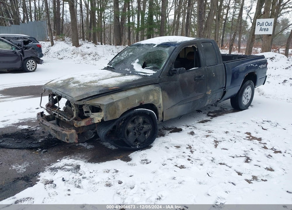 2005 DODGE DAKOTA SLT VIN: 1D7HW42N85S331332