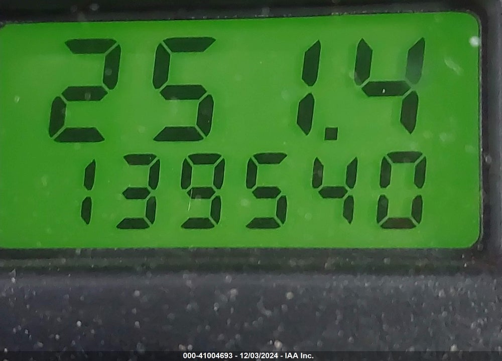 2007 FORD FOCUS S/SE/SES VIN: 1FAFP31N47W185796