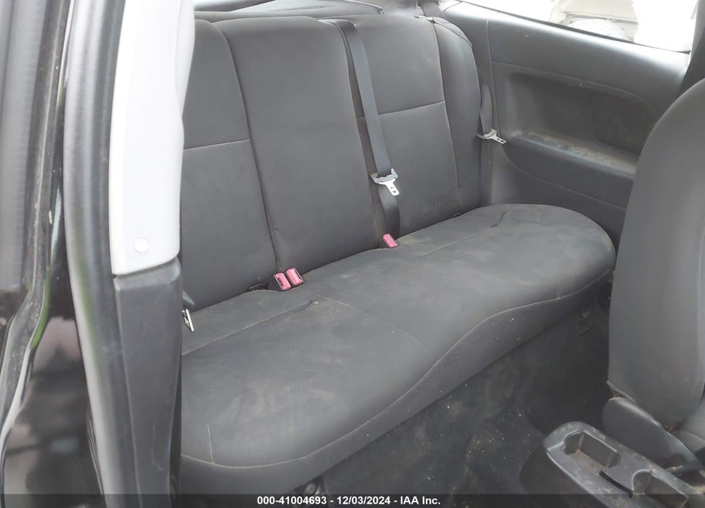 2007 FORD FOCUS S/SE/SES VIN: 1FAFP31N47W185796