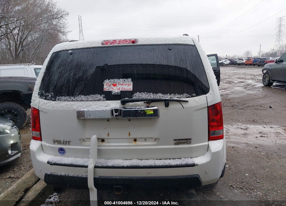 2010 HONDA PILOT TOURING VIN: 5FNYF4H98AB023282