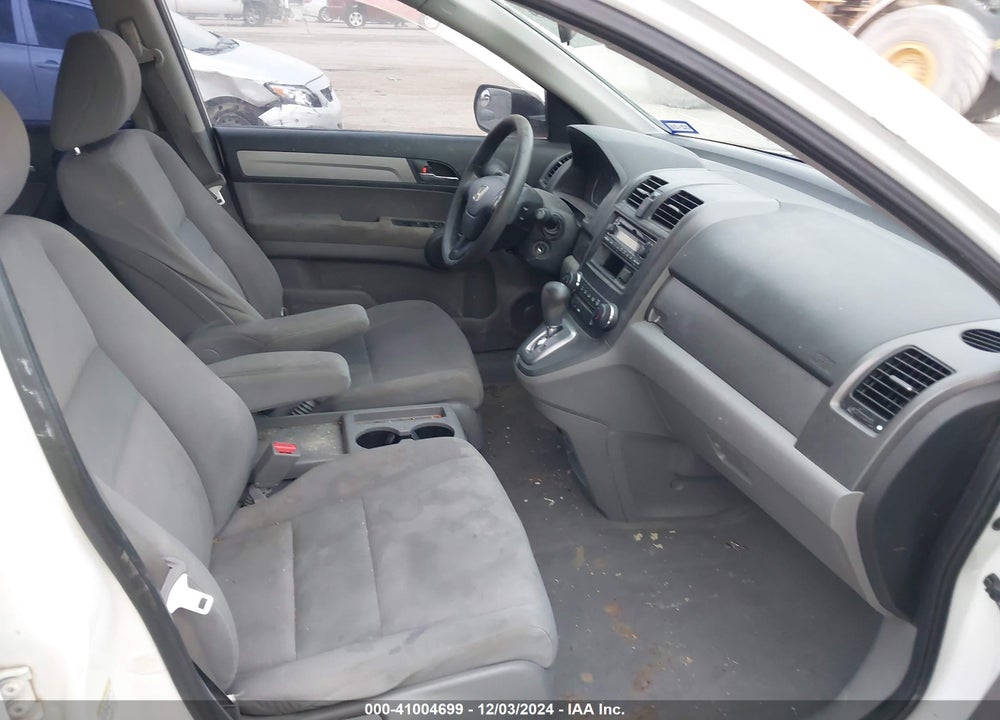 2010 HONDA CR-V LX VIN: 3CZRE3H38AG701885