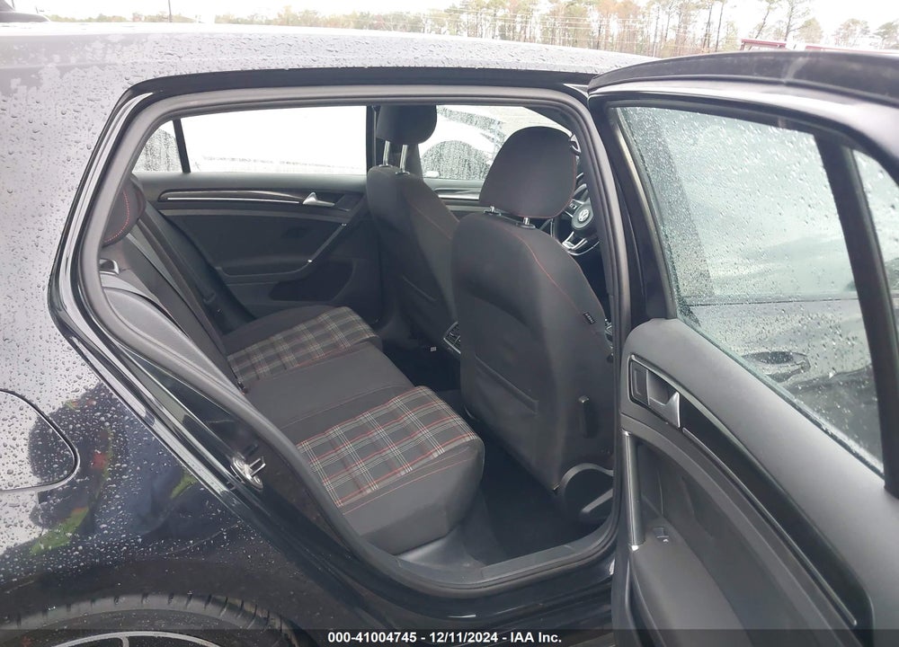 2015 VOLKSWAGEN GTI VIN: 3VW4T7AU4FM098195