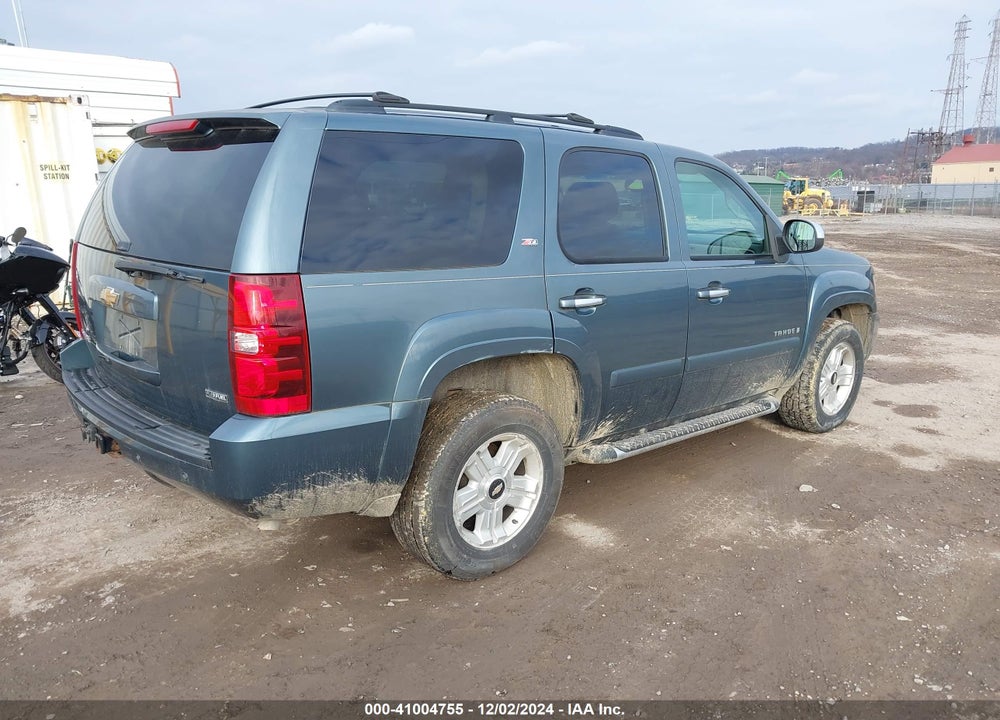 2008 CHEVROLET TAHOE LT VIN: 1GNFK13038R112151