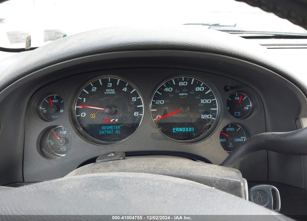 2008 CHEVROLET TAHOE LT VIN: 1GNFK13038R112151