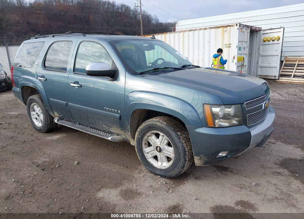 2008 CHEVROLET TAHOE LT VIN: 1GNFK13038R112151