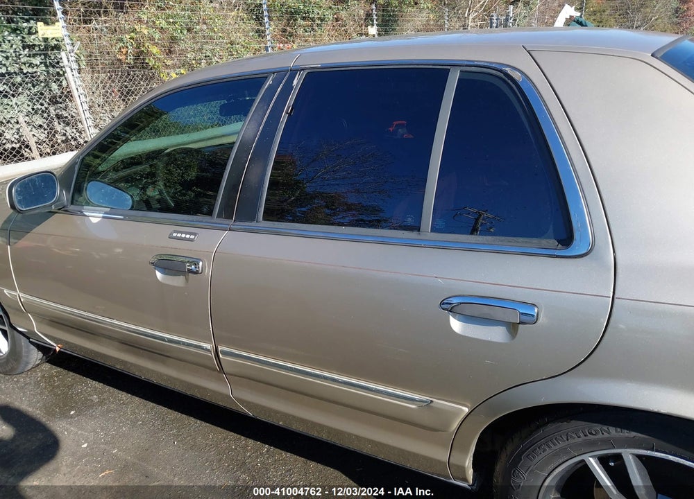 1999 MERCURY GRAND MARQUIS GS VIN: 2MEFM74W4XX618471