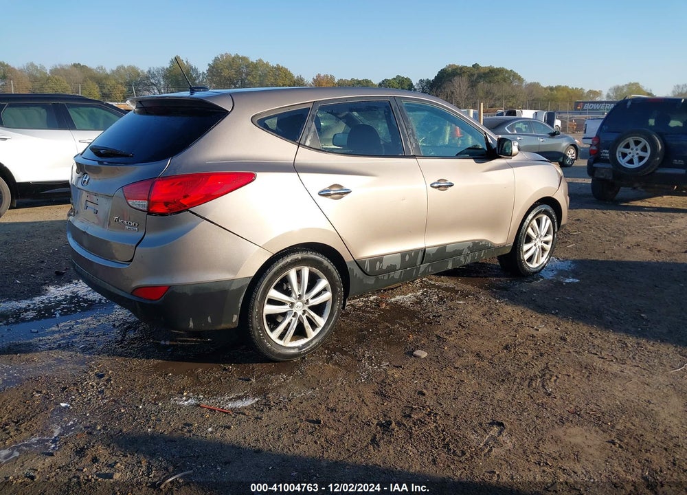 2012 HYUNDAI TUCSON LIMITED VIN: KM8JU3AC8CU498296