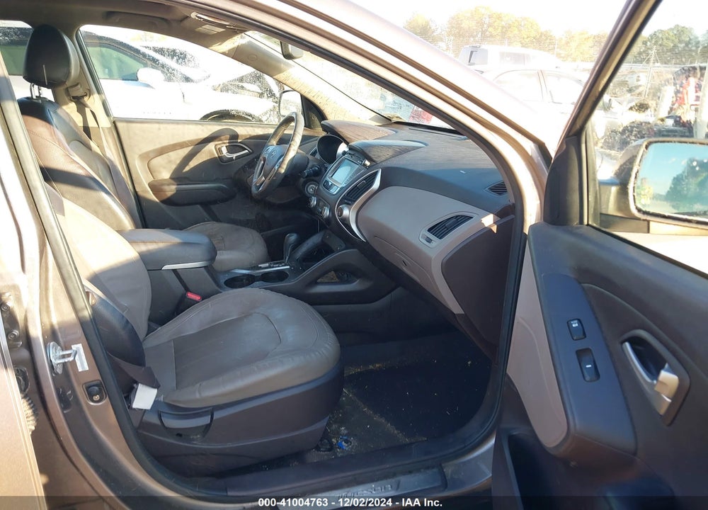 2012 HYUNDAI TUCSON LIMITED VIN: KM8JU3AC8CU498296