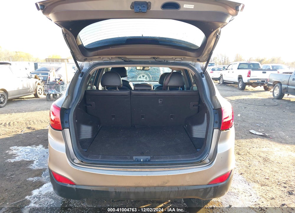 2012 HYUNDAI TUCSON LIMITED VIN: KM8JU3AC8CU498296