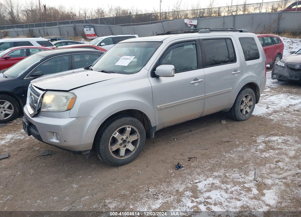 2011 HONDA PILOT TOURING VIN: 5FNYF4H91BB086550