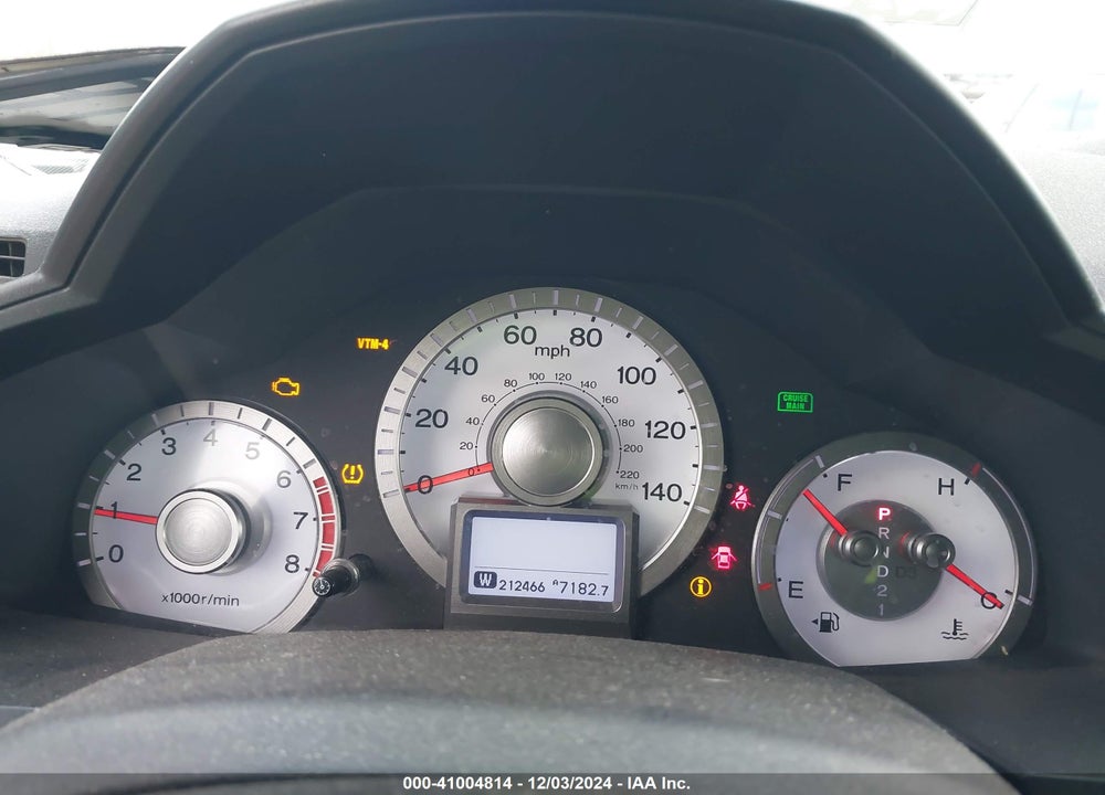 2011 HONDA PILOT TOURING VIN: 5FNYF4H91BB086550