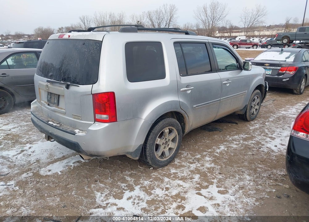 2011 HONDA PILOT TOURING VIN: 5FNYF4H91BB086550