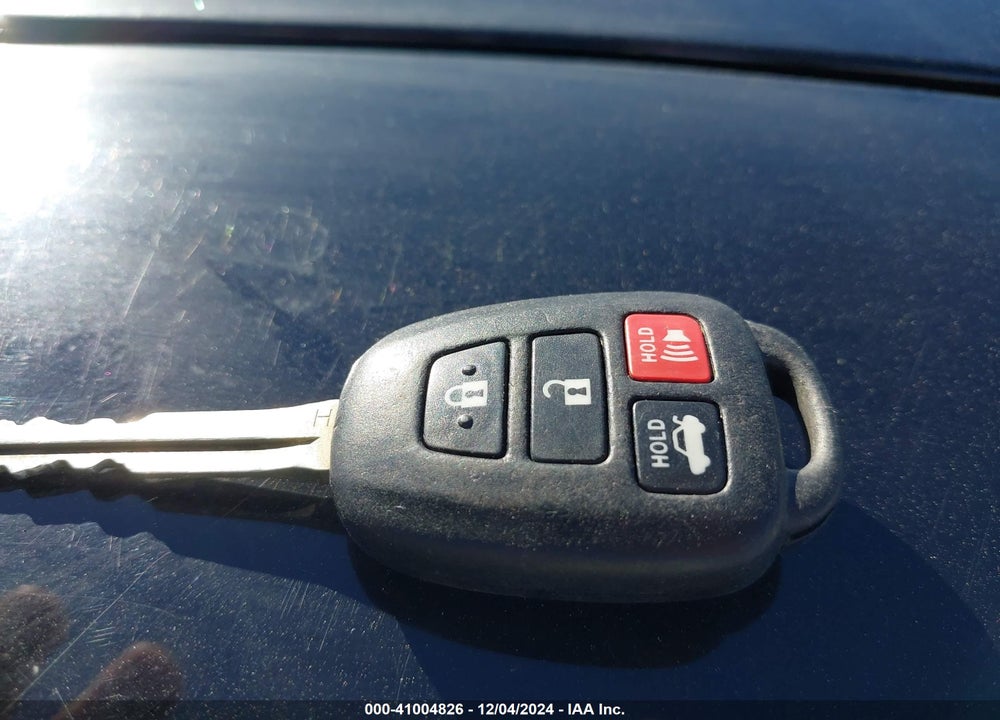 2015 TOYOTA COROLLA VIN: 5YFBPRHE8FP231509