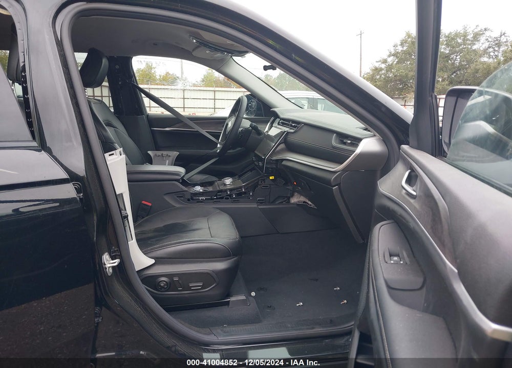 2023 JEEP GRAND CHEROKEE L LIMITED 4X2 VIN: 1C4RJJBG4P8783548