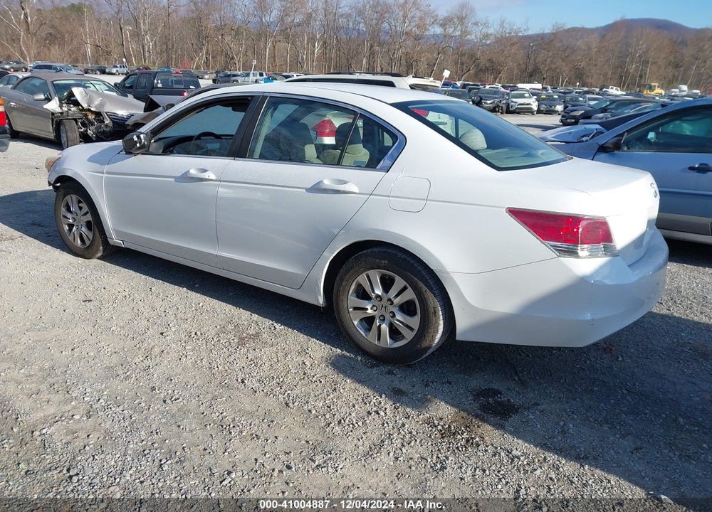 2008 HONDA ACCORD 2.4 LX-P VIN: 1HGCP26498A038512
