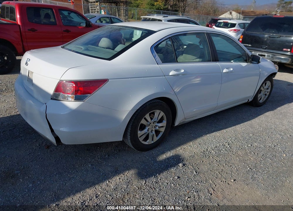 2008 HONDA ACCORD 2.4 LX-P VIN: 1HGCP26498A038512