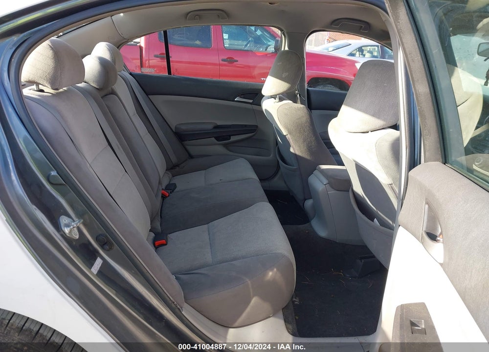 2008 HONDA ACCORD 2.4 LX-P VIN: 1HGCP26498A038512
