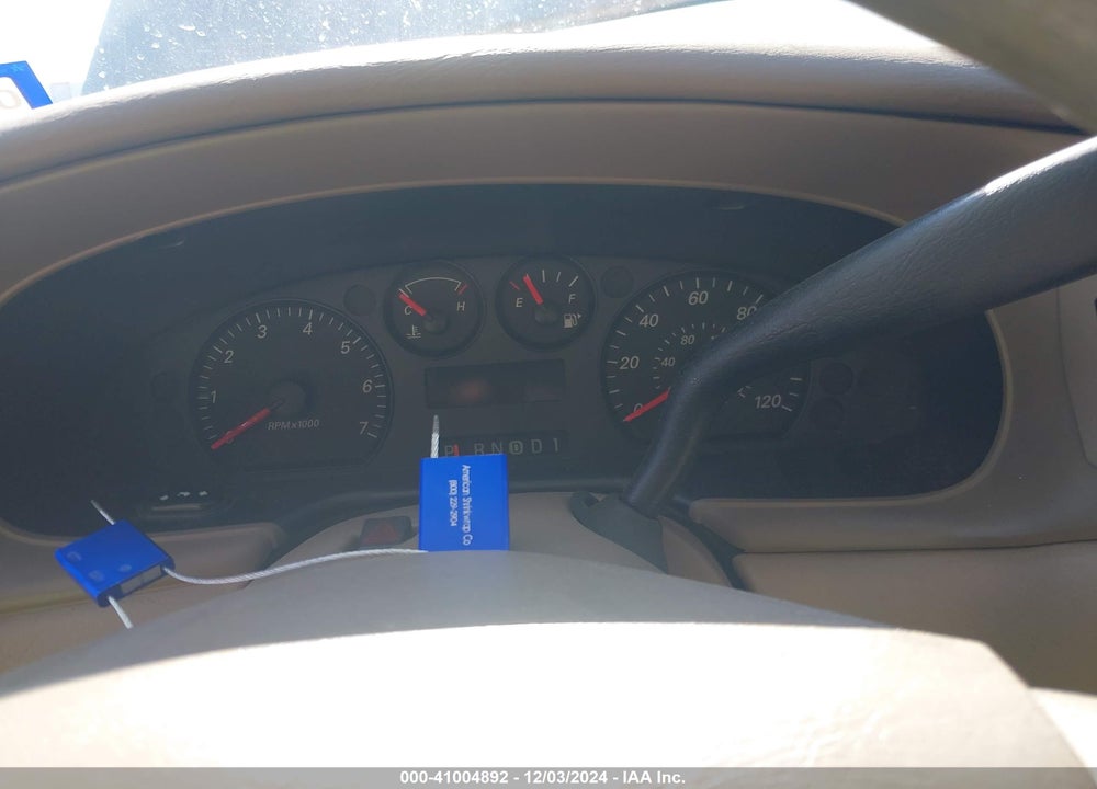2004 FORD TAURUS SE VIN: 1FAFP58S64A190580