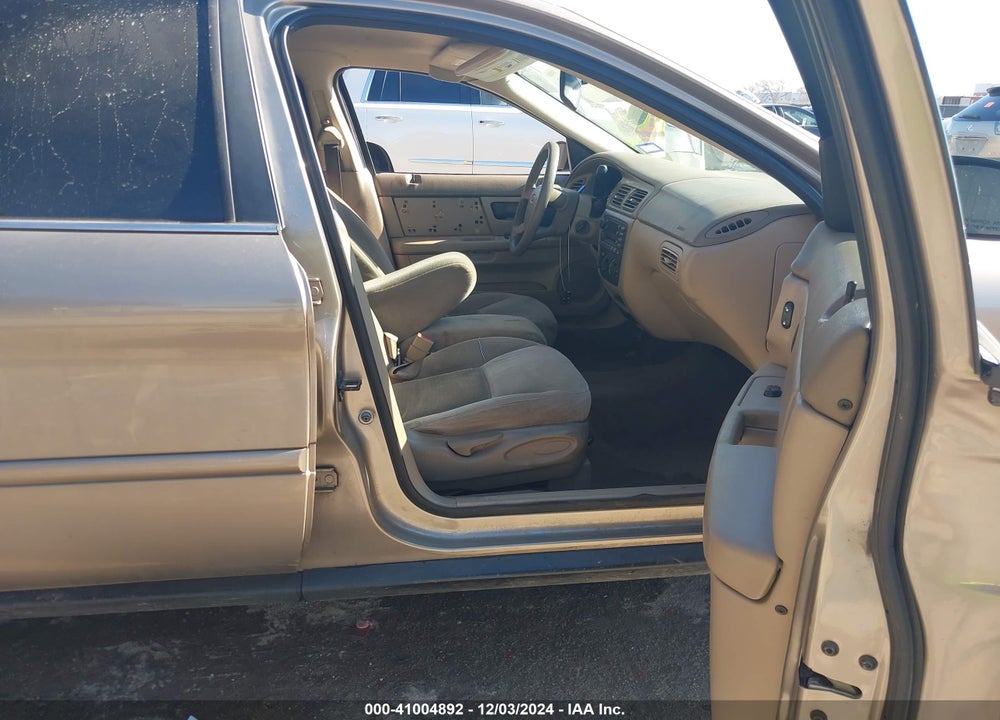 2004 FORD TAURUS SE VIN: 1FAFP58S64A190580