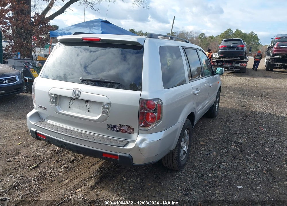 2006 HONDA PILOT EX VIN: 5FNYF18416B022078