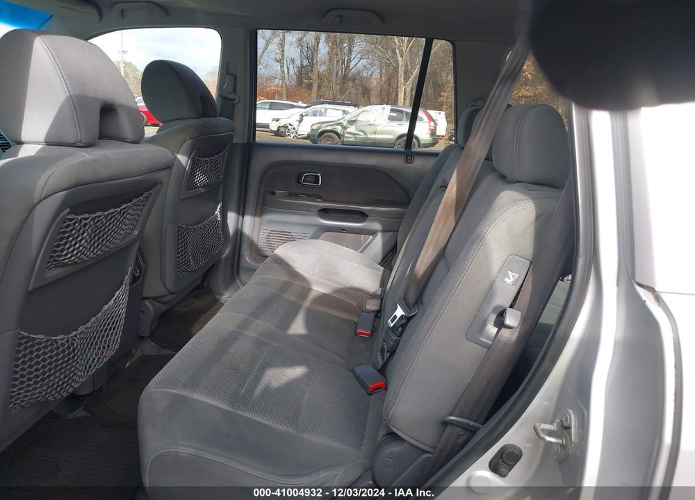 2006 HONDA PILOT EX VIN: 5FNYF18416B022078
