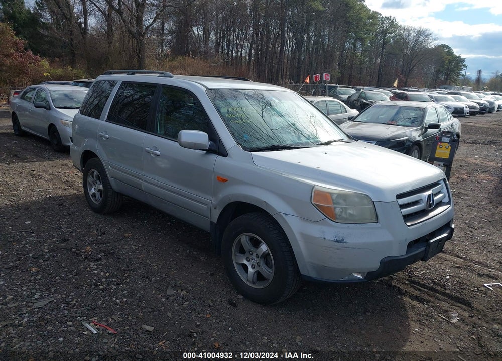 2006 HONDA PILOT EX VIN: 5FNYF18416B022078