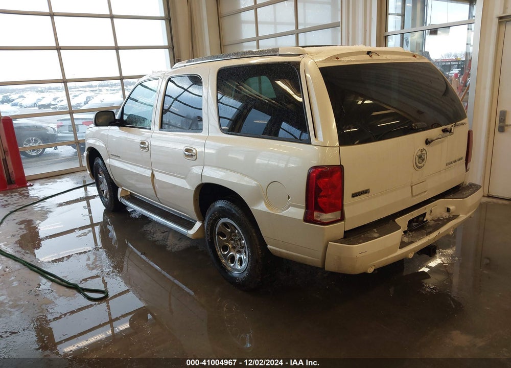 2005 CADILLAC ESCALADE STANDARD VIN: 1GYEK63N15R102009